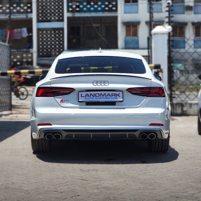 AUDI S5-14