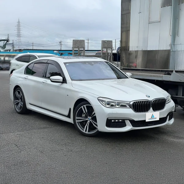 BMW_740I_M Sport_2019_1_result