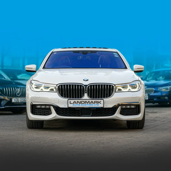 BMW_740i_2019_White (2)