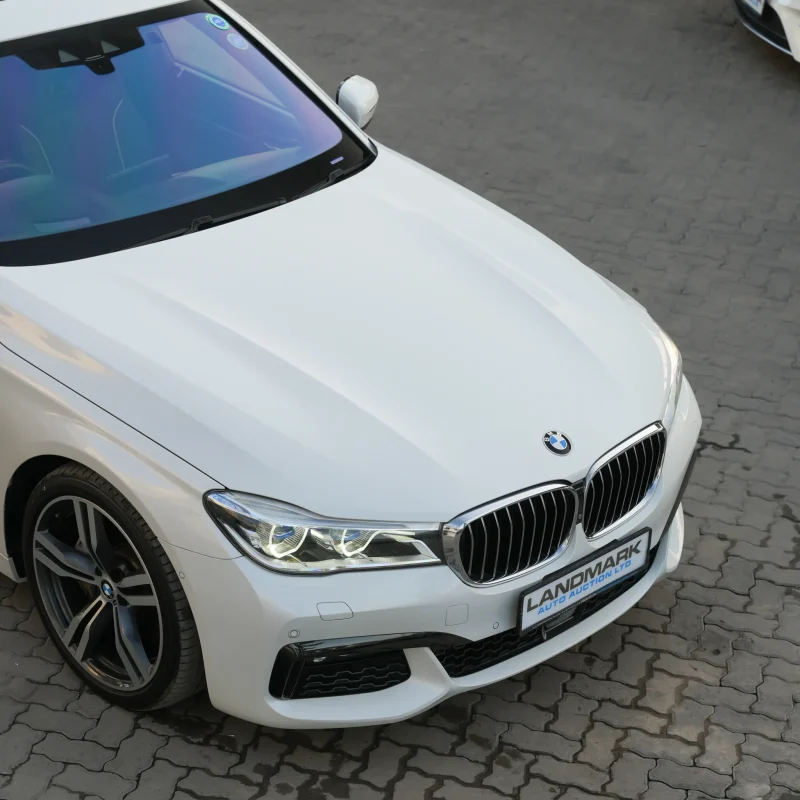 BMW_740i_2019_White (5)