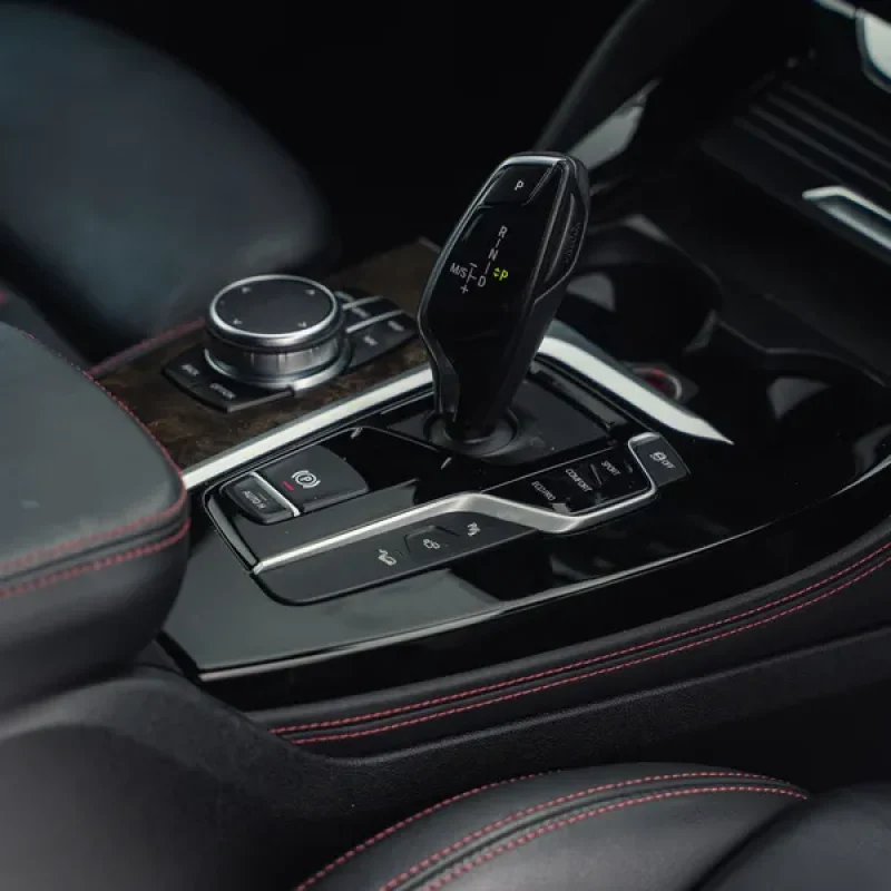 BMW_X4_30i_2018_Kenya_Landmark_8_result