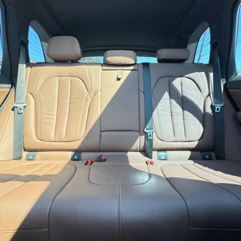 BMW_X5_35D_2019_Kenya_Landmark_11_result