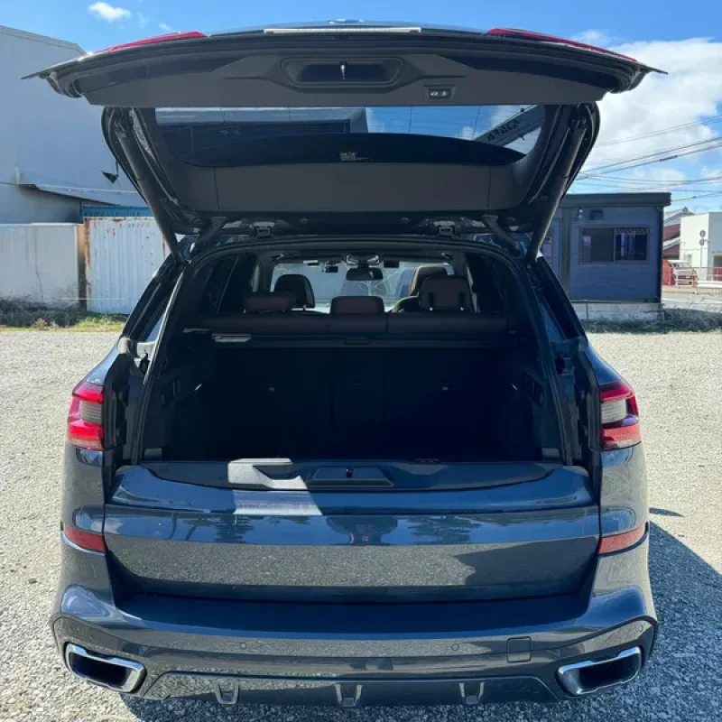 BMW_X5_35D_2019_Kenya_Landmark_5_result