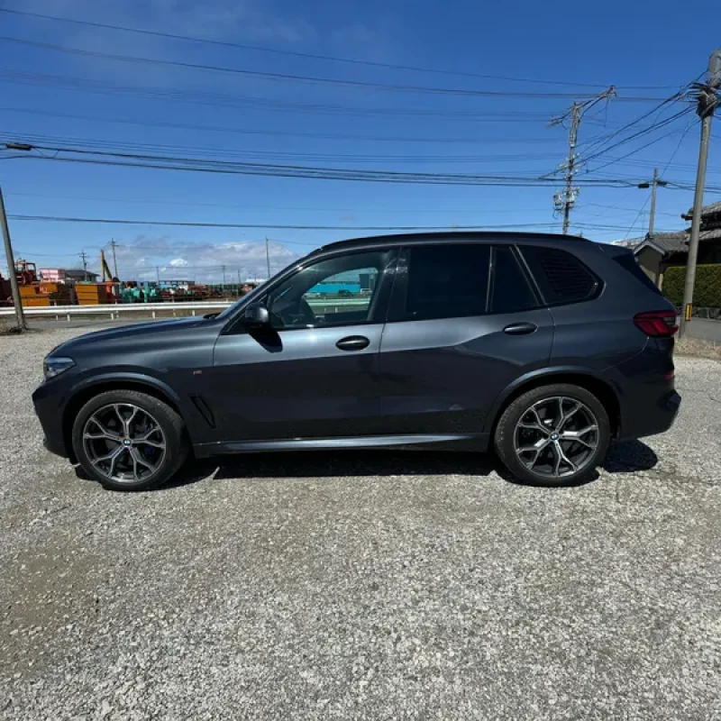 BMW_X5_35D_2019_Kenya_Landmark_9_result