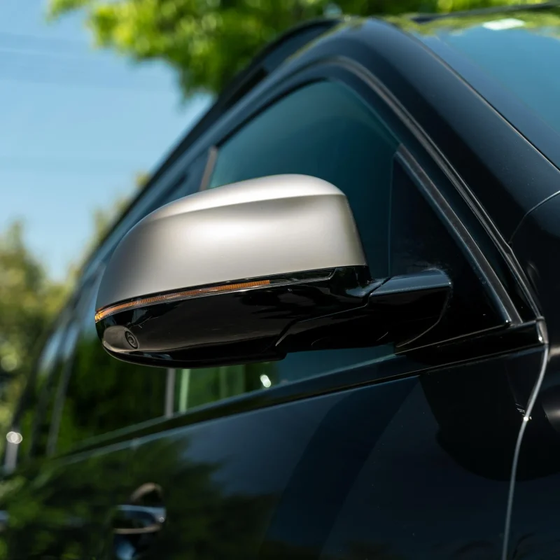 BMW_X7_M50I_2021_Kenya_Landmark_19_result