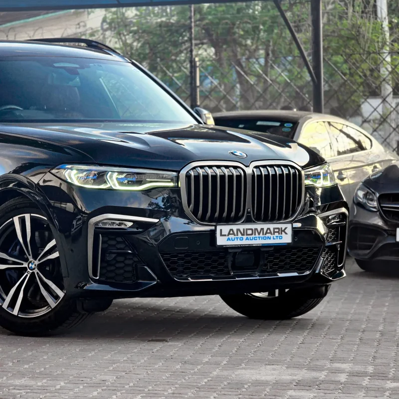 BMW_X7_M50I_2022_4_result