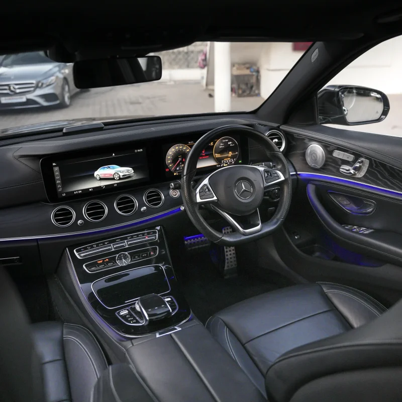 Mercedes Benz_E200_2018_Black (7)