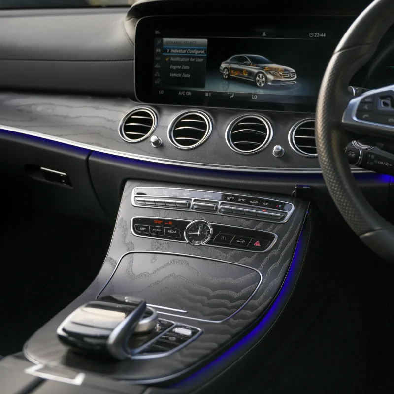 Mercedes Benz_E250_2018_gray (8)