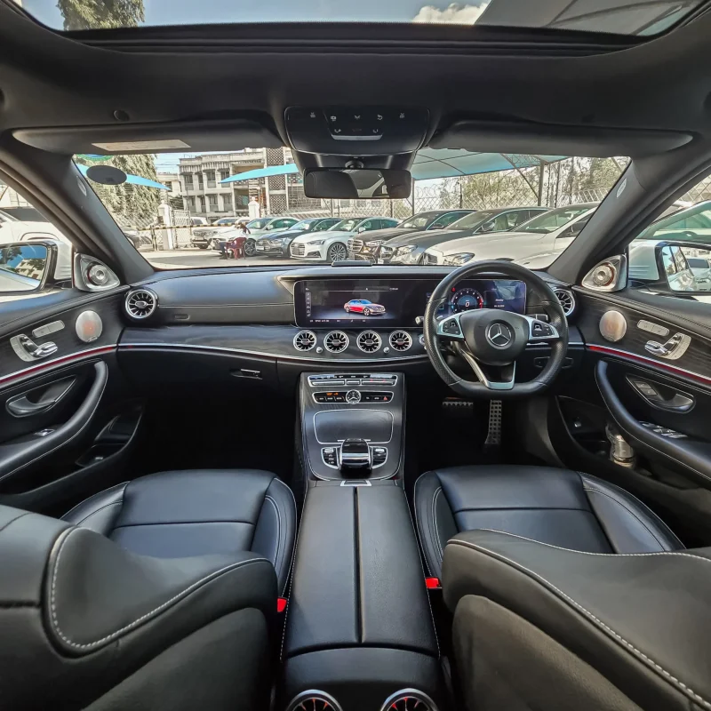 Mercedes Benz_E250_AMG Line_2018_5_result