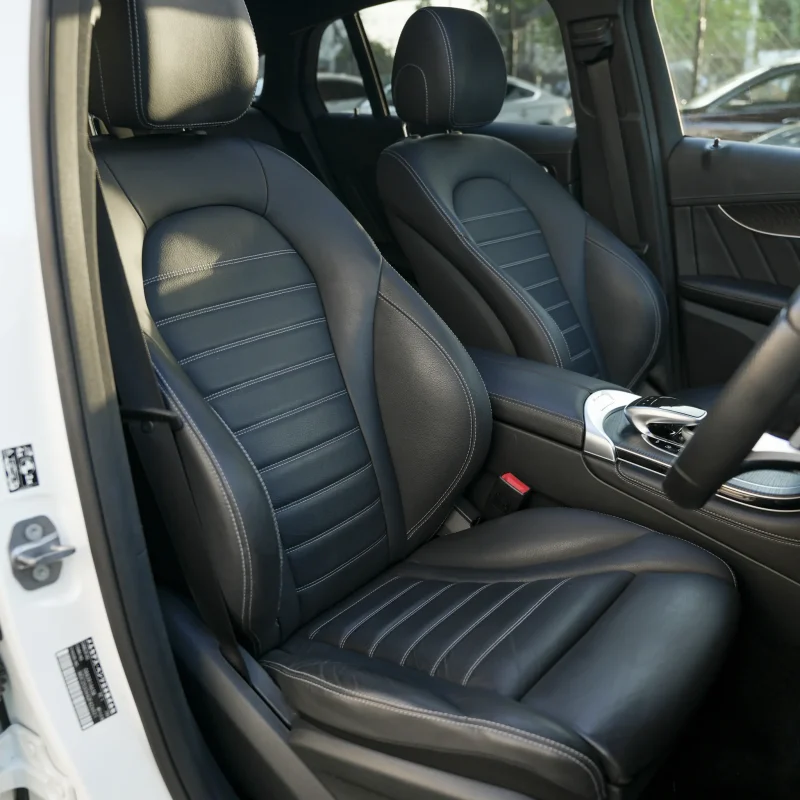 Mercedes Benz_GLC43_2018_White (21)