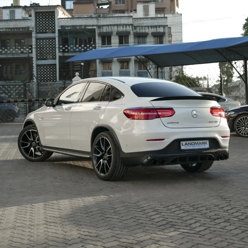 Mercedes Benz_GLC43_2018_White (5)