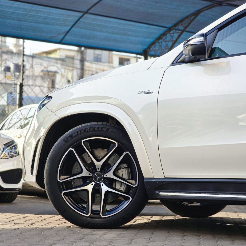 Mercedes Benz_GLE53_2021_Kenya_Landmark_6_result