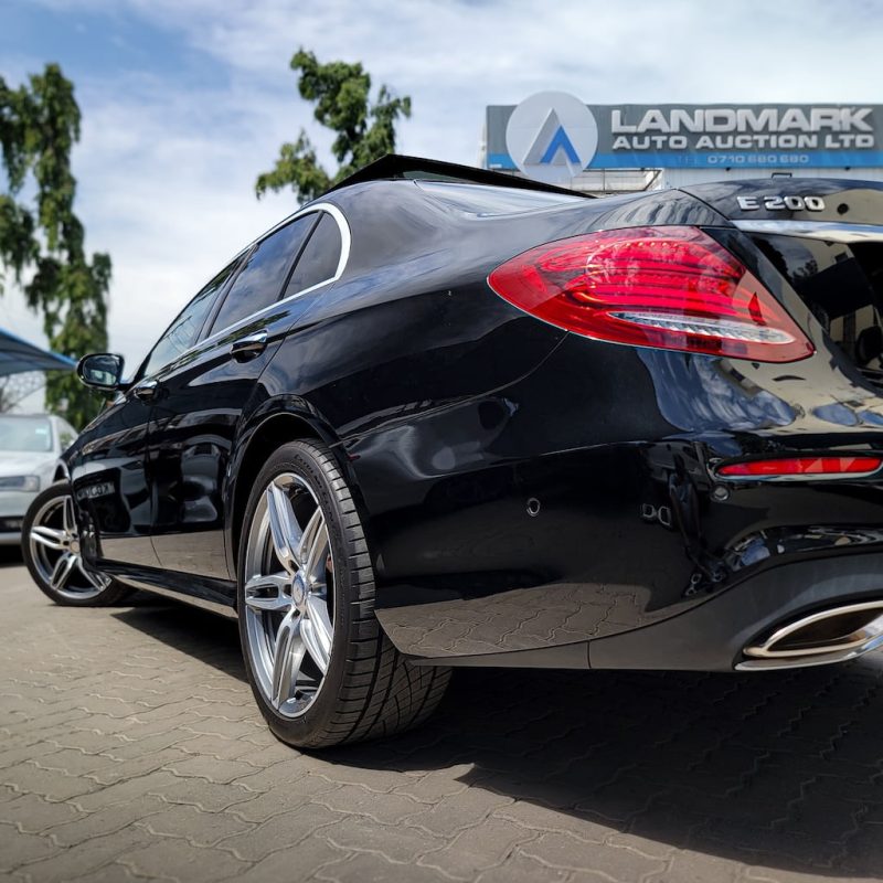 Mercedes E200-02