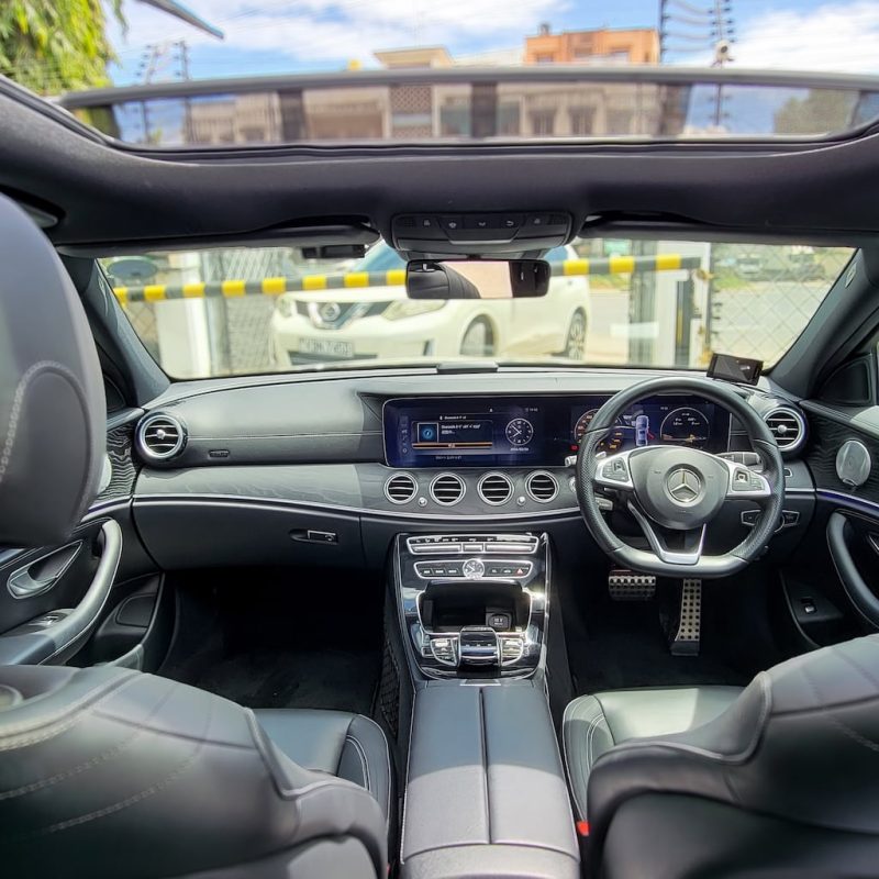 Mercedes E200-25