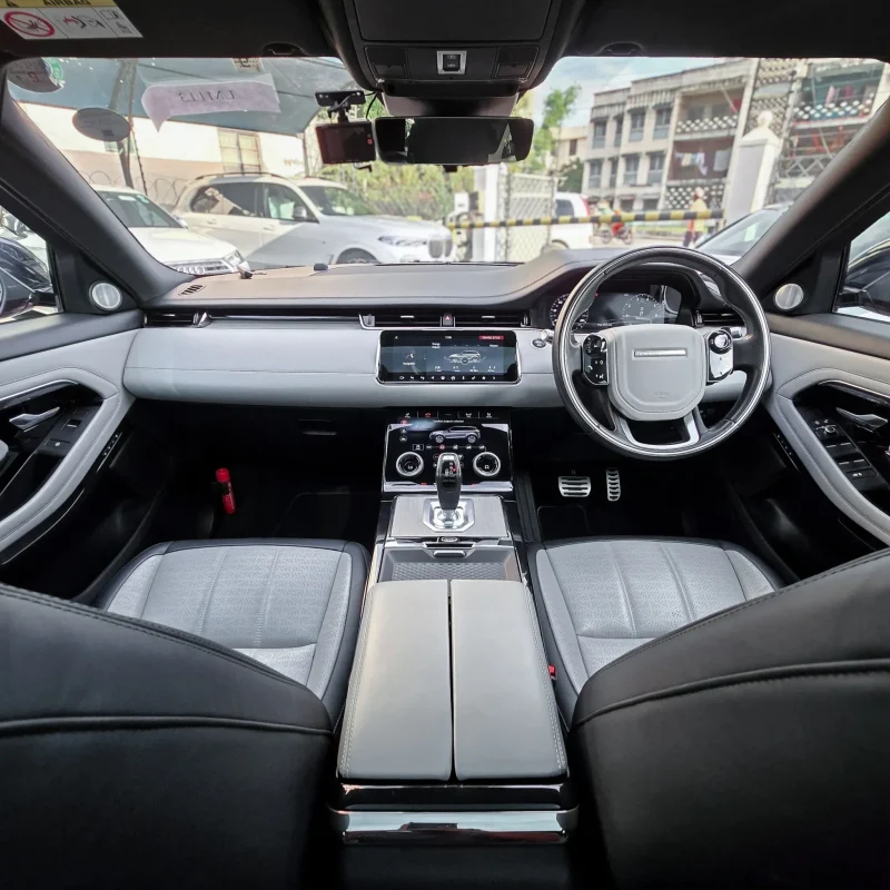 Range Rover_Evoque_P250_2019_Kenya_Landmark_4_result