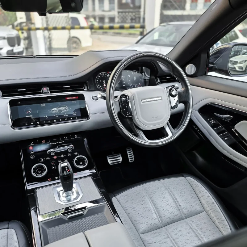 Range Rover_Evoque_P250_2019_Kenya_Landmark_5_result