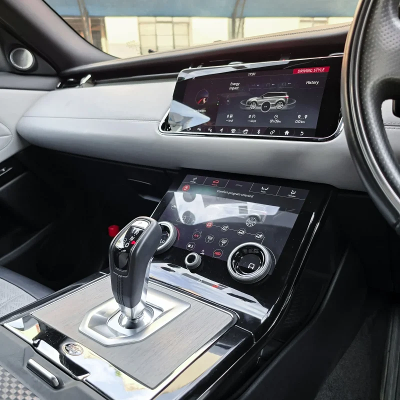 Range Rover_Evoque_P250_2019_Kenya_Landmark_7_result