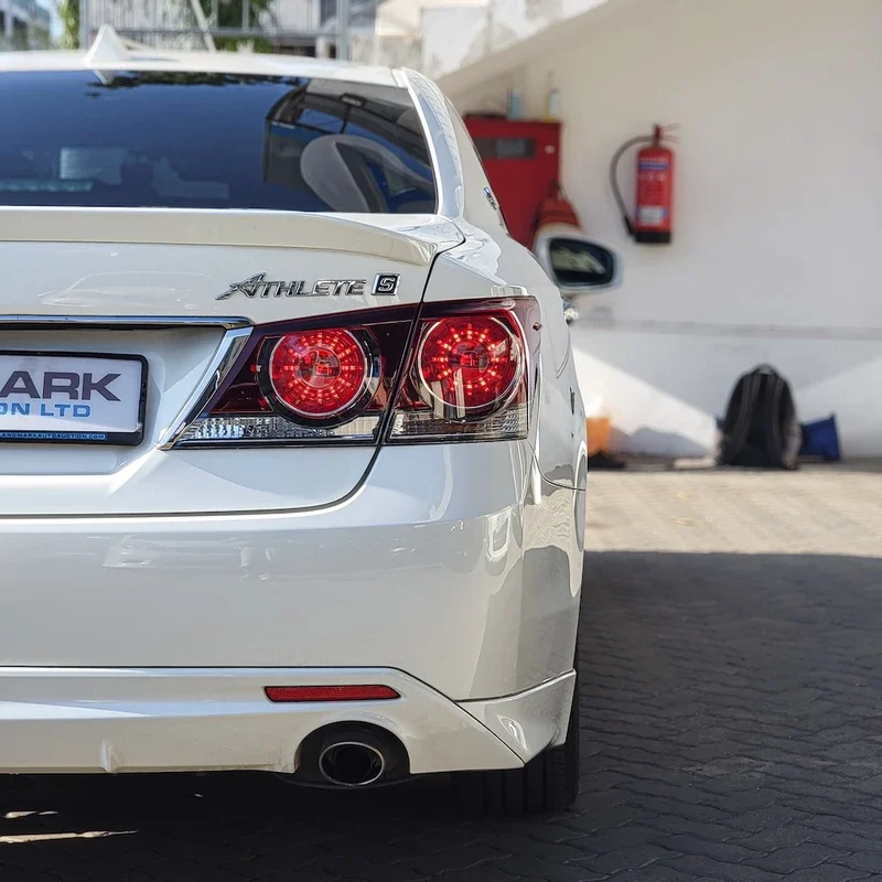 Toyota Crown Athlete 2017-27_result