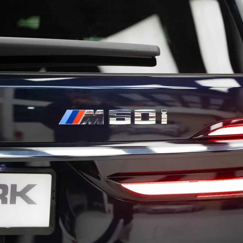 bmw-x7-xdrive-m60i-m-sport-pro-07