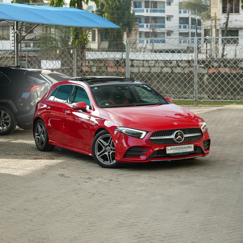 mercedes-benz-a180-amg-line-03
