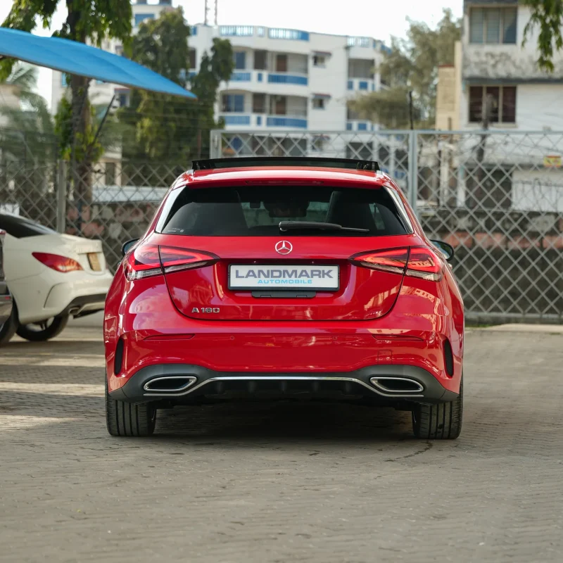 mercedes-benz-a180-amg-line-05