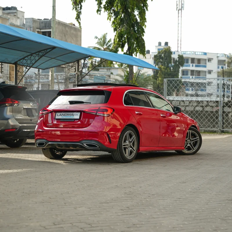 mercedes-benz-a180-amg-line-06