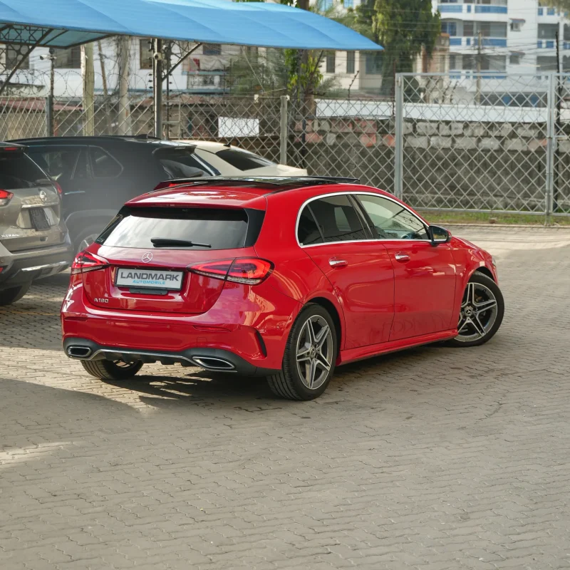 mercedes-benz-a180-amg-line-07