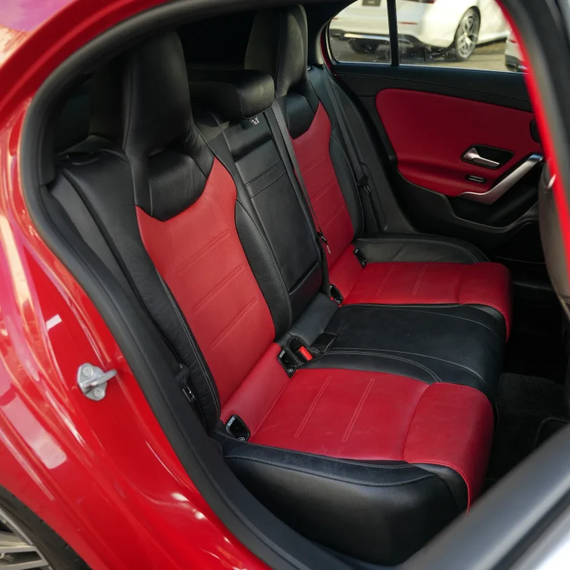 mercedes-benz-a180-amg-line-15