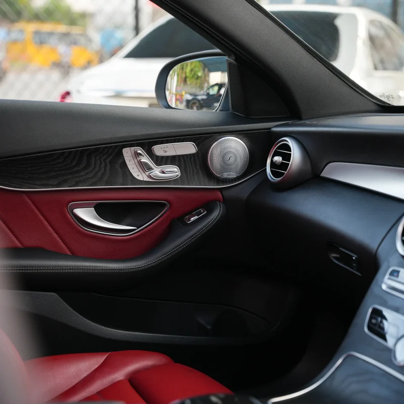 mercedes-benz-c200-amg-line-2019-07