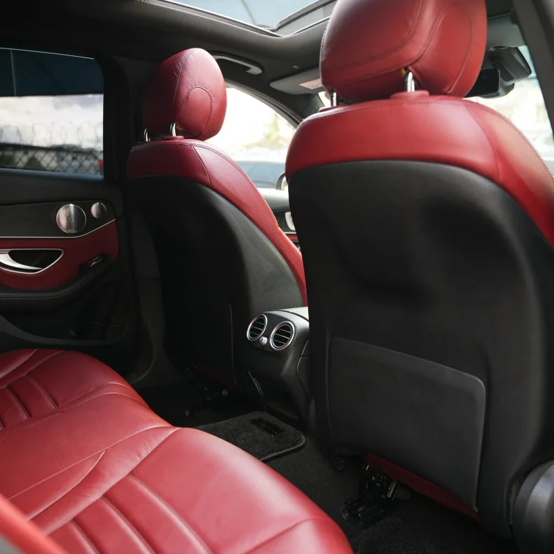 mercedes-benz-c200-amg-line-2019-13